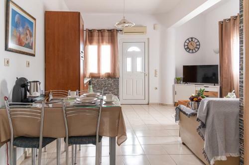 Nmb Anissaras Apartments 102