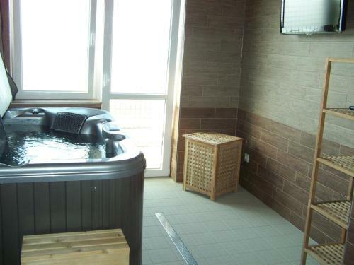 Korona Hotel �s �tterem