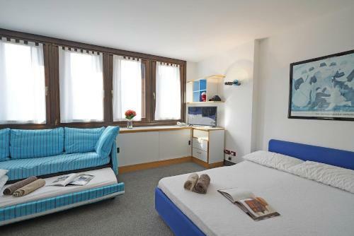 Iflat Lovely, Bright And Cozy Apartment