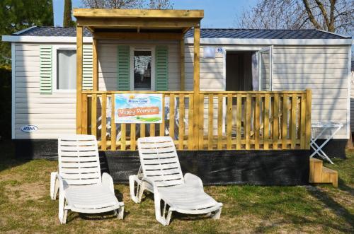 Happy Camp Mobile Homes In Camping Laguna Village