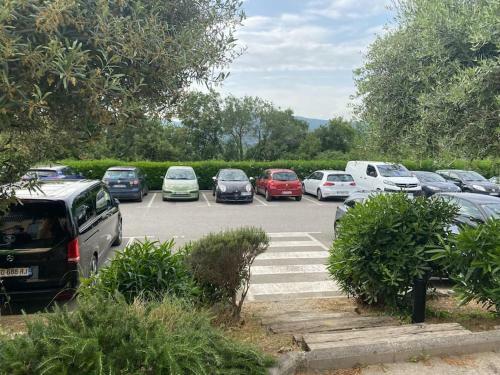 Apartamento Studio R�nov� Avec Piscine Proche Saint-tropez