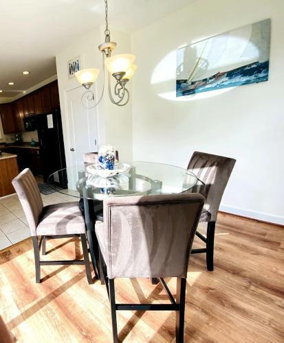 Townhouse @ Jjz