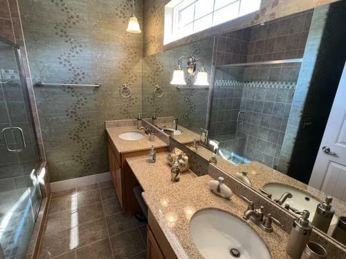 Dubla Vedere - Lake View - Hot Tub - Fire Pit - Sleeps 9