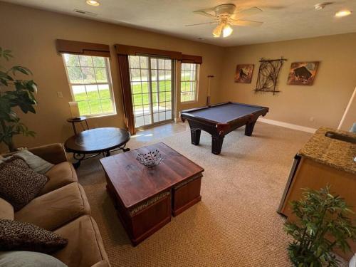 Dubla Vedere - Lake View - Hot Tub - Fire Pit - Sleeps 9