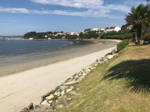 Apartamento Playas De Mi�o 8 Personas