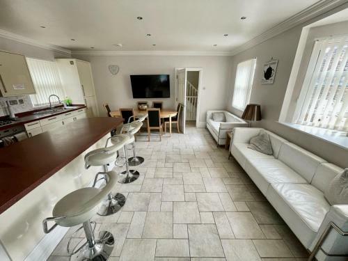 Superb 4bd Holiday Retreat In Margate