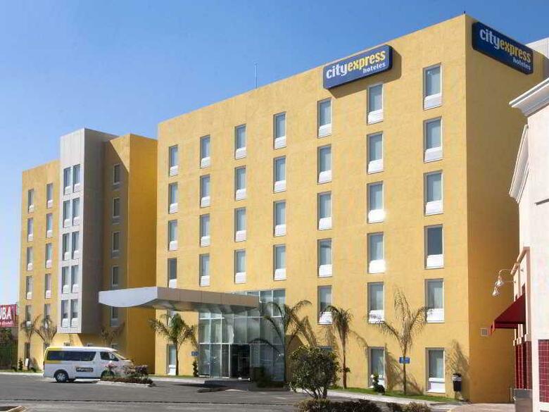 Hotel City Express Irapuato Norte