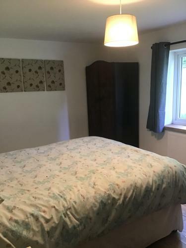 Apartamento 3 Bedroom Bungalow In Llanrhaeadr Ym
