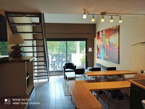 Apartamento Appartement En Duplex Dans R�sidence Avec Piscine