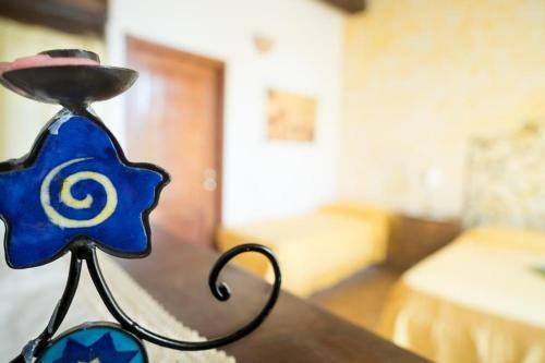 Hostal Castel D?arno Guest House