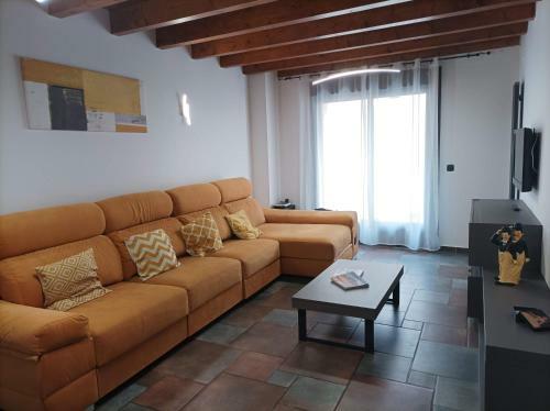 El Encanto De Pe�afiel