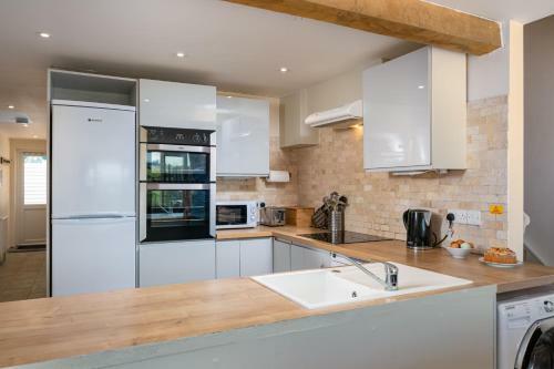 Louisa's Cottage, Downlands Farm