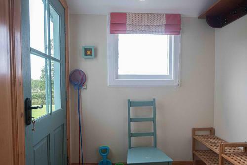 Steading Cottage - 50m From The Beach