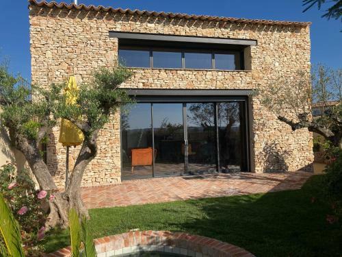 L'�pique, Le G�te Romantique D'exception