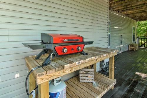 Apartamento Table Rock Lake Retreat With Large Deck And Pool!