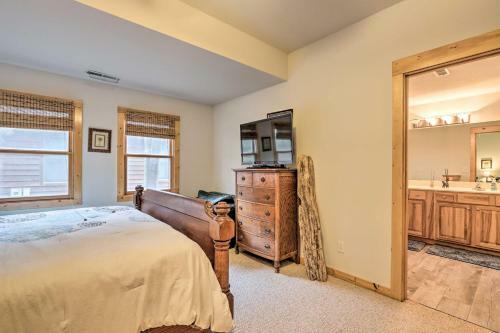 Lake Of The Ozarks Hideaway With Private Dock!