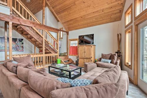 Lake Of The Ozarks Hideaway With Private Dock!