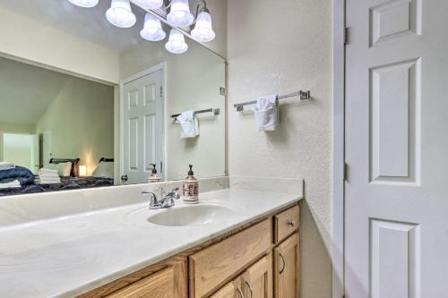 Osage Beach Home With Resort-style Amenities!