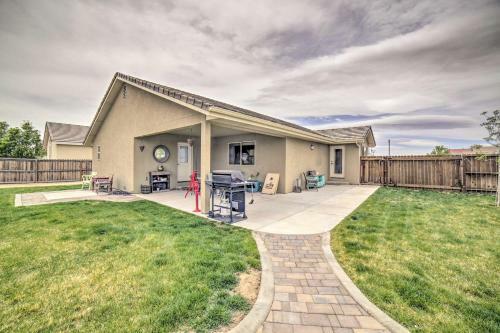 Charming Fallon Retreat With Fire Pit And Grill!