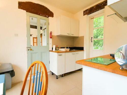 Pass The Keys Delightful 2 Bed Tiny Home In Newton Mumbles