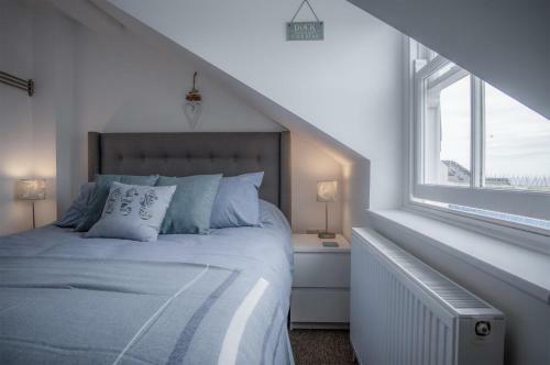 Ramsey Apartment - 2 Bedroom Apartment - Tenby
