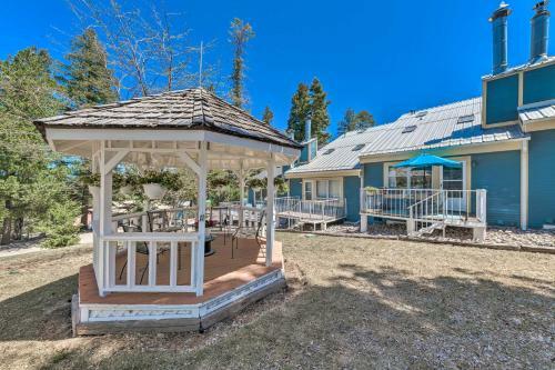 Eclectic Home With Deck 4 Mi To Ski Cloudcroft