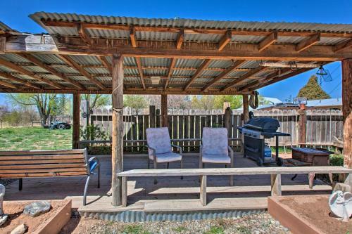 El Prado Escape With Large Yard About 9 Mi To Taos