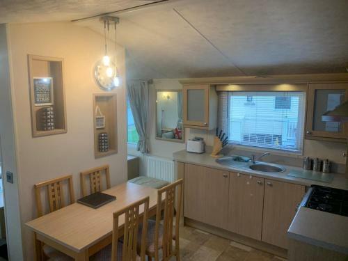 7 The Dales Sand Le Mere Holiday Village