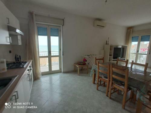 Apartamento Alloggio Fronte Mare E Vista Castello