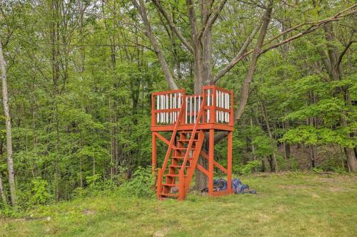 Retreat Overlooking Keuka Lake