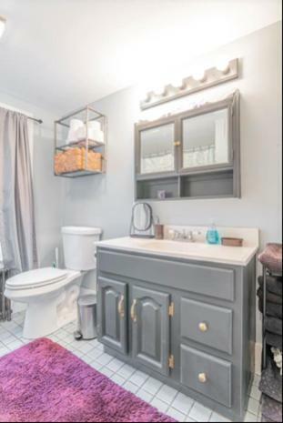 Cozy Kingston Ny 2 Bedroom Bliss