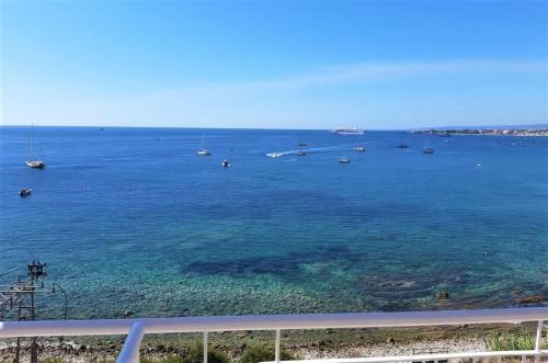 Apartamento Baia Dei Delfini