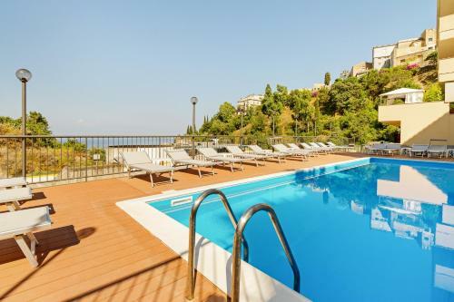 Apartamento Calipso Big Apt With Sea View, Parking & Pool