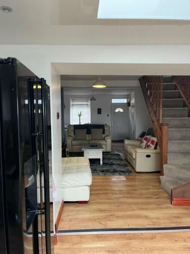 Ben And Emz House