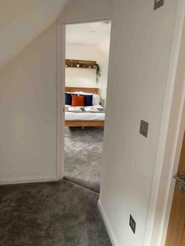 Beautiful Cosy Rural Retreat With Parking!