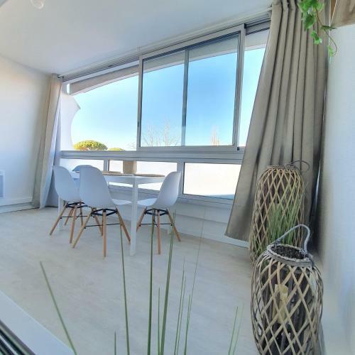 Apartamento Blue Sky La Grande Motte Studio -pool-5min Beach -queensizebed -wifi