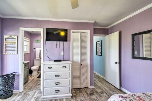 Oceanfront Retreat With Holden Beach Access!
