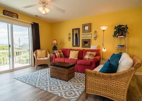 Turtle Cove 223 - C-notes