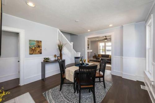 Modern, Gorgeous And Spacious Condo Living