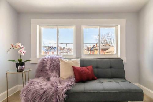 Modern, Gorgeous And Spacious Condo Living