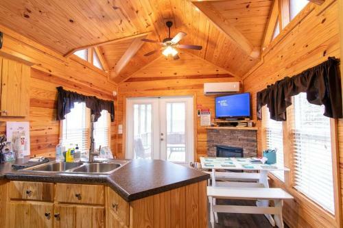 Hocking Hills Cottage