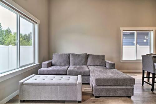 Modern Medford Escape About 3 Mi To Downtown!