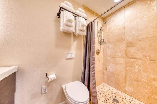 Apartamento Rockaway Beach Studio- King Bed & Sofa Bed For 3