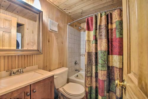 Pet-friendly Albrightsville Cabin With Grill!