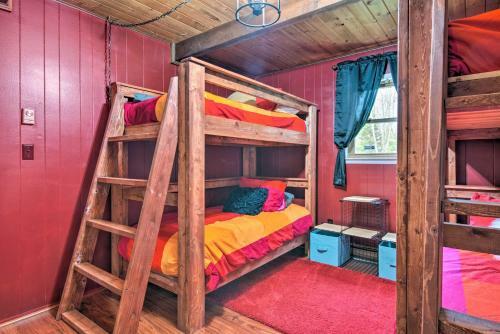 Pet-friendly Albrightsville Cabin With Grill!