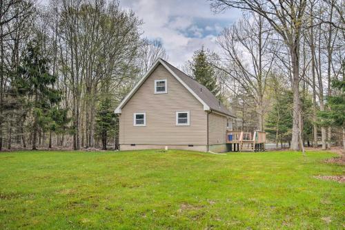 Pet-friendly Albrightsville Cabin With Grill!