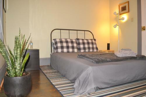 Hostal 624 Jackson Guest House