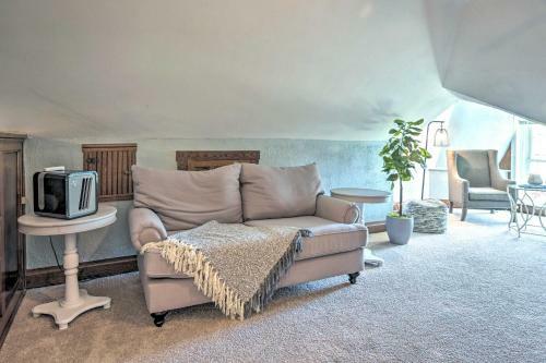 Apartamento Brick Victorian Apt With Mtn Views, Walk To River!