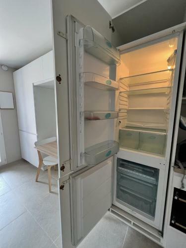 Apartamento Le Lavandou-rez De Jardin Bord De Mer