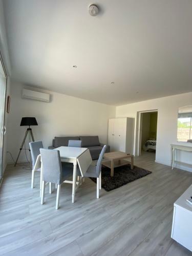 T2 En Rez De Villa Avec Jardin � 800m De La Plage